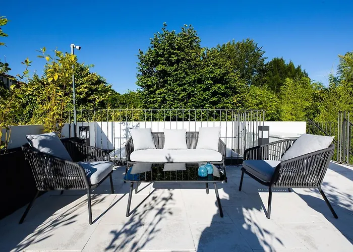 Gallery Hostel