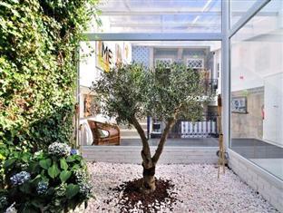 Auberge de jeunesse Gallery